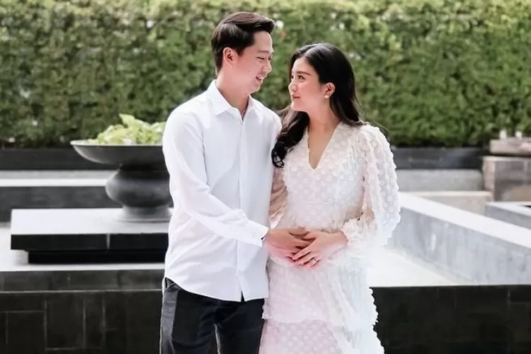 Unik! Kevin Sanjaya dan Valencia Tanoesoedibjo gelar gender reveal bertema badminton, ini jenis kelaminnya