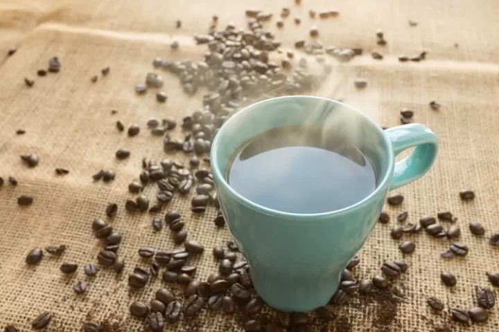 Suka minum kopi? Ternyata bukan hanya untuk penghilang rasa kantuk namun juga mengurangi risiko diabetes