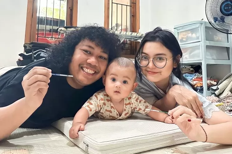 Tokcer abis! Cesen Istri Marshel Widianto umumkan hamil anak kedua, netizen bereaksi: Set dah doyan sel