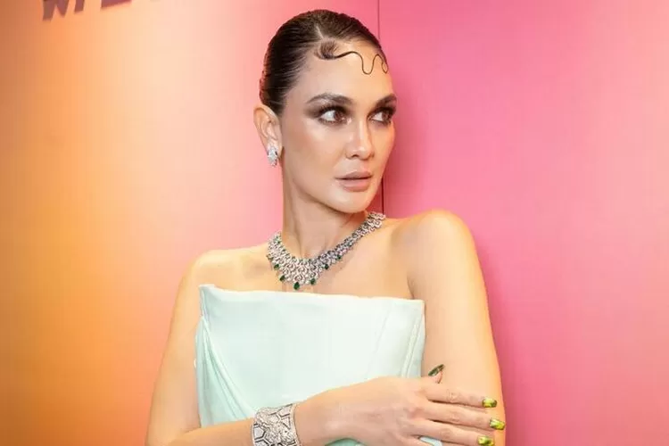 Terawang soal hubungan asmara antara Luna Maya dan Maxime Bouttier, Denny Darko: Bisa jadi ini sebenarnya…