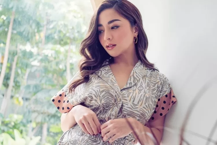 Baru tahu sulitnya menjadi orang tua, Nikita Willy ngaku merasa bersalah dengan sang ibu: Lebih mellow ke...