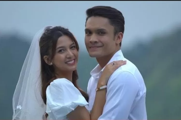 Sinopsis Takdir Cinta Yang Kupilih 18 Agustus 2023: Peluk Novia dari belakang, Jeffrey makin romantis