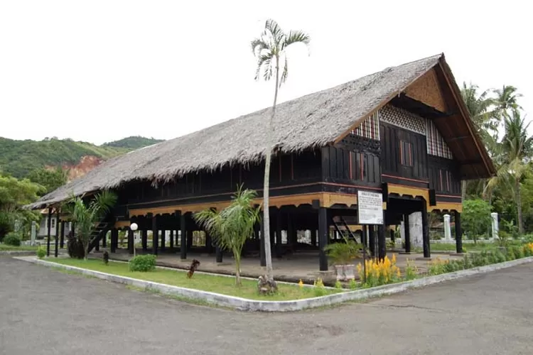 Rumah Cut Nyak Dhien: Saksi Bisu Kisah Heroik dari Aceh yang menjadi Inspirasi