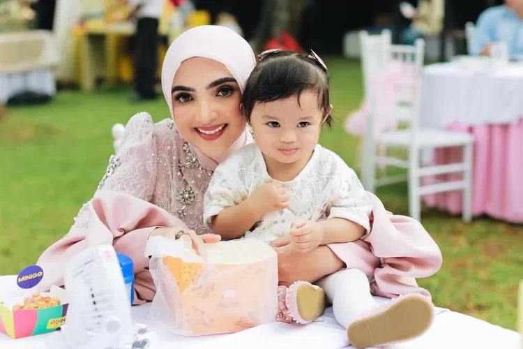 Termasuk dalam hal ini, Ashanty tak siap melihat Aurel Hermansyah yang akan menerapkan didikannya pada Ameena