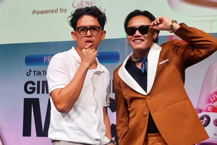 12 Vokalis perebutkan gelar juara dari kompetisi menyanyi TikTok LIVE, Budi Doremi dan Rizky Febian jadi saksi