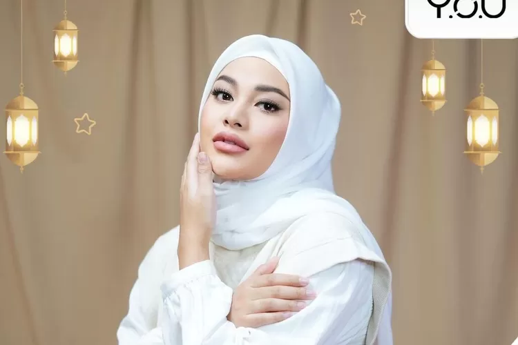 Gokil! Lebih dari 15 ribu pesanan diraup YOU x Aurel Hermansyah saat live streaming di Shopee Live