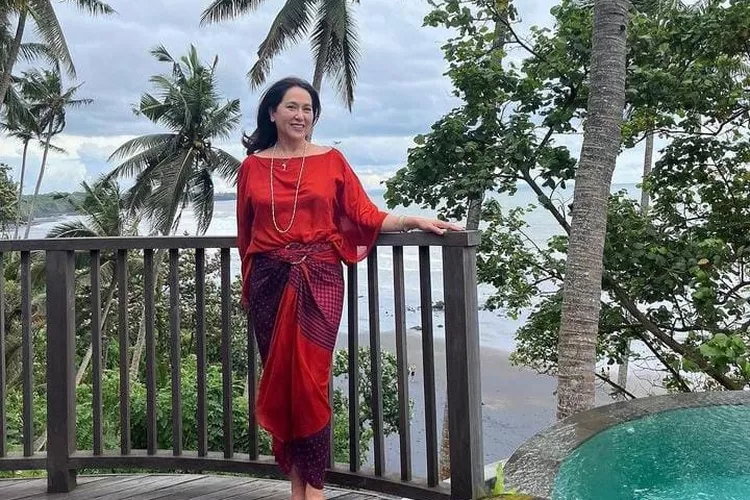 Tak ikuti jejak Megawati terjun politik, begini nasib Kartika Sari Dewi, anak Soekarno dari Naoko Nemoto