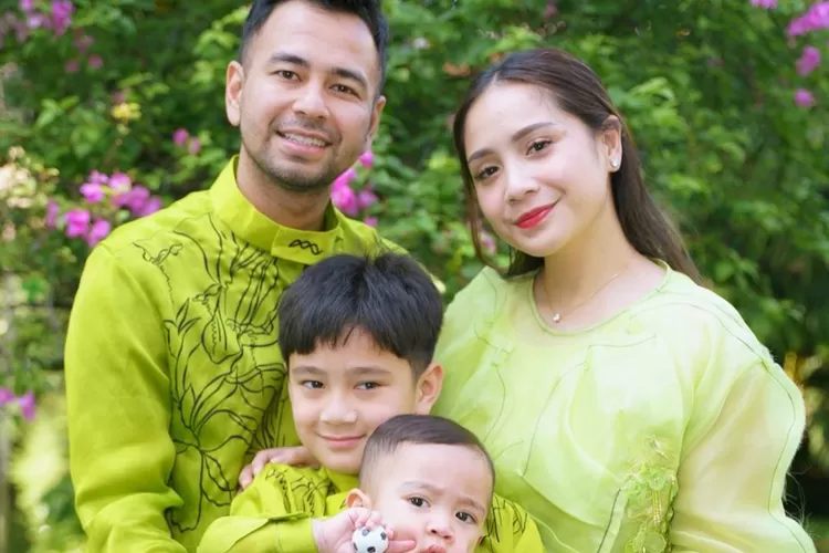 Heboh rumor Nagita Slavina hamil anak ketiga, Raffi Ahmad: Tahun depan ada bayi