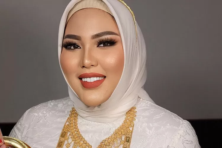 Wajah Mira Hayati si owner skincare jadi korban kamera wartawan, begini wujud aslinya: Ternyata sama aja..