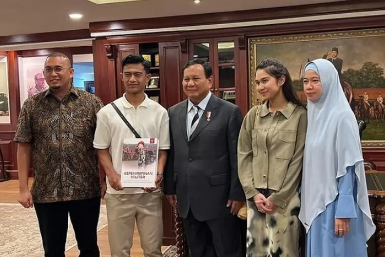 Intip 3 sumber kekayaan Azizah Salsha, anak anggota DPR yang dinikahi pemain sepak bola Pratama Arhan