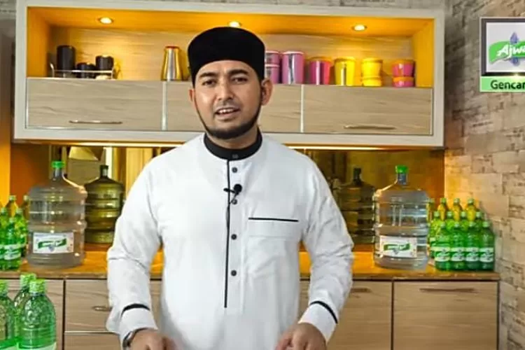 Meski pernah sebut Aqua dan Vit haram, produk AMDK milik Ustaz Ahmad Alhabsyi tak laku keras, benarkah?