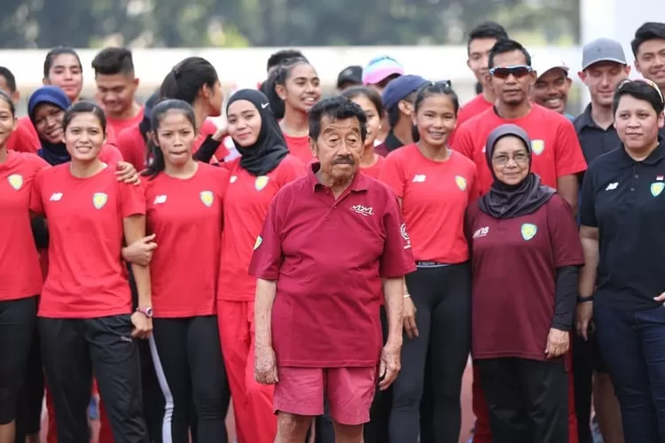 Bob Hasan, kaki tangan Soeharto yang jatuh cinta dengan atletik dan jabat PB PASI selama 44 tahun!