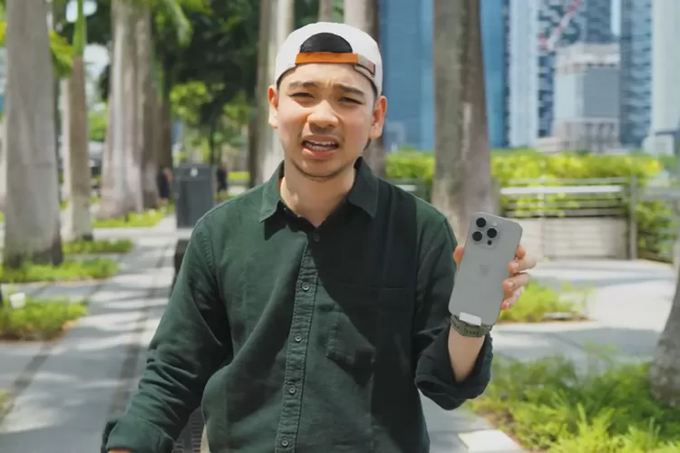 Belanja iPhone 15 series di Singapura, Simak Harga Pajak yang Dibayar David GadgetIn