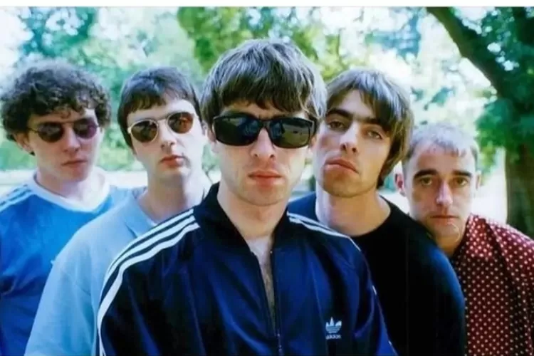 Liam Gallagher mengatakan cover lagu Joy Division oleh Noel Gallagher dianggap menghujat band tersebut