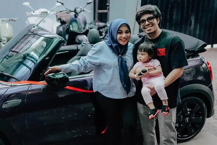 Atta Halilintar jual koleksi mobil mewah untuk biaya kelahiran anak kedua, hanya sewa satu kamar aja