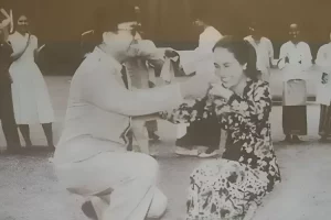 Banyak orang gak tahu, ini seni tradisional yang digunakan Bung Karno sebagai alat diplomasi: Untuk ...