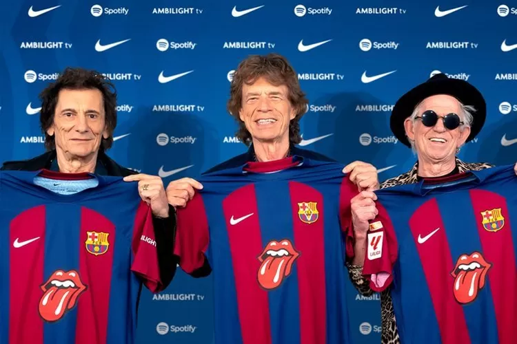 Barcelona akan pakai jersey logo Rolling Stones saat hadapi Real Madrid di La Liga