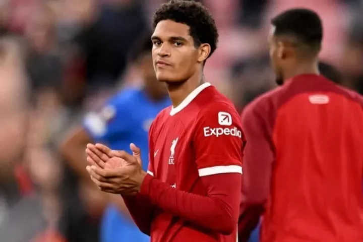 Kerap disebut deputi Virgil van Dijk, Jarell Quansah ungkap ambisi dan rasa ‘lapar’ bermain untuk Liverpool