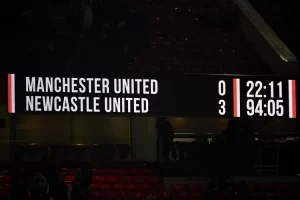 Manchester United kembali tampil memalukan di kandangnya saat menjamu Newcastle