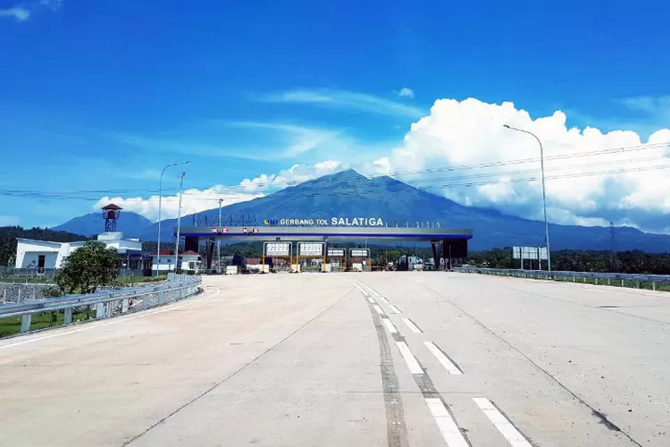 Bukan Jalan Tol Padang! Tapi Tol Bawen Salatiga dengan Sunrise Terindah di Dunia, Panorama Bak Lukisan