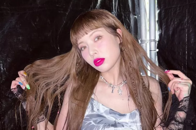 HyunA tanda tangani kontrak dengan AT AREA, intip perjalanan karier penyanyi cantik ini