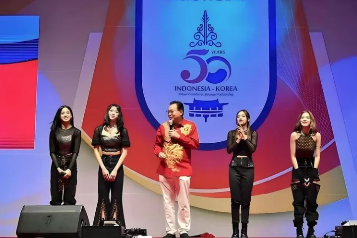 Memperingati hubungan diplomatik Korea-Indonesia selama 50 tahun, ini cerita Starbee saat debut di Korea