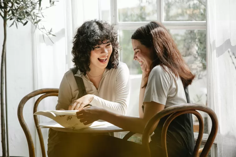 Sering merasa tidak beruntung dalam banyak hal, simak 3 mindset menjadi lucky girl syndrome berikut ini untuk hari yang lebih baik